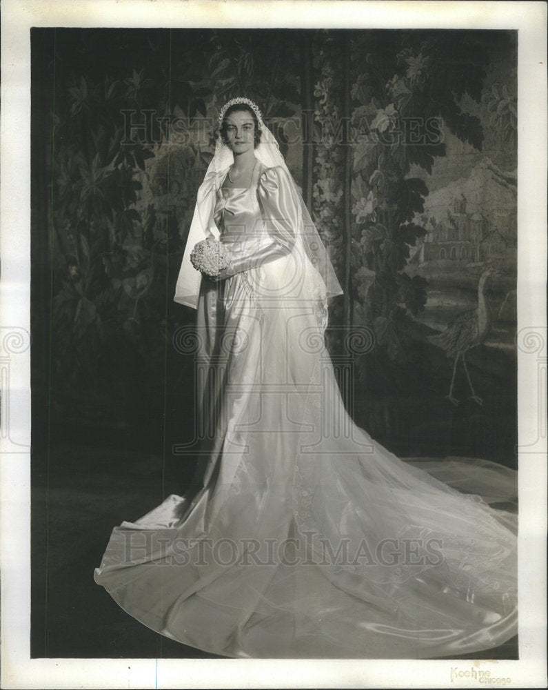 1939 Mrs. Harger Rollo - Historic Images