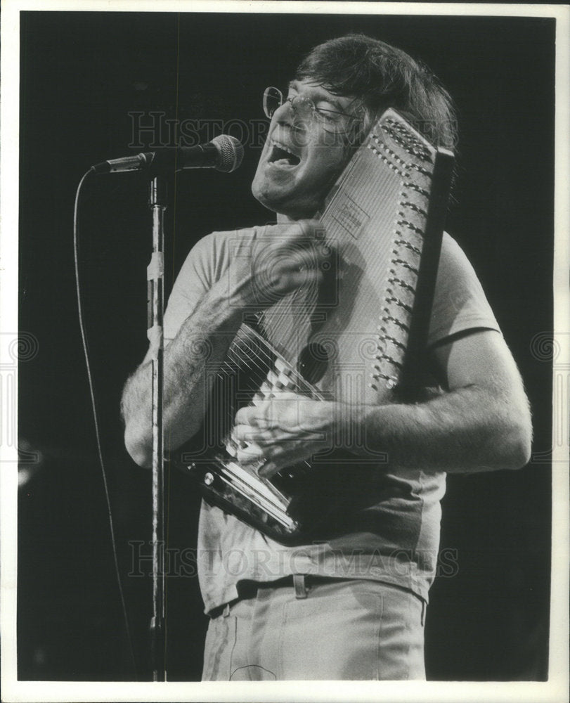 1974 John Sebastian American Singer Songwriter Musician - Historic Images