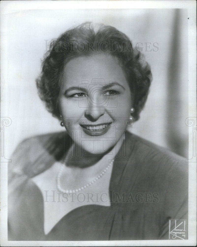 1973 Press Photo Kathryn Elizabeth "Kate" Smith American Popular singer - Historic Images