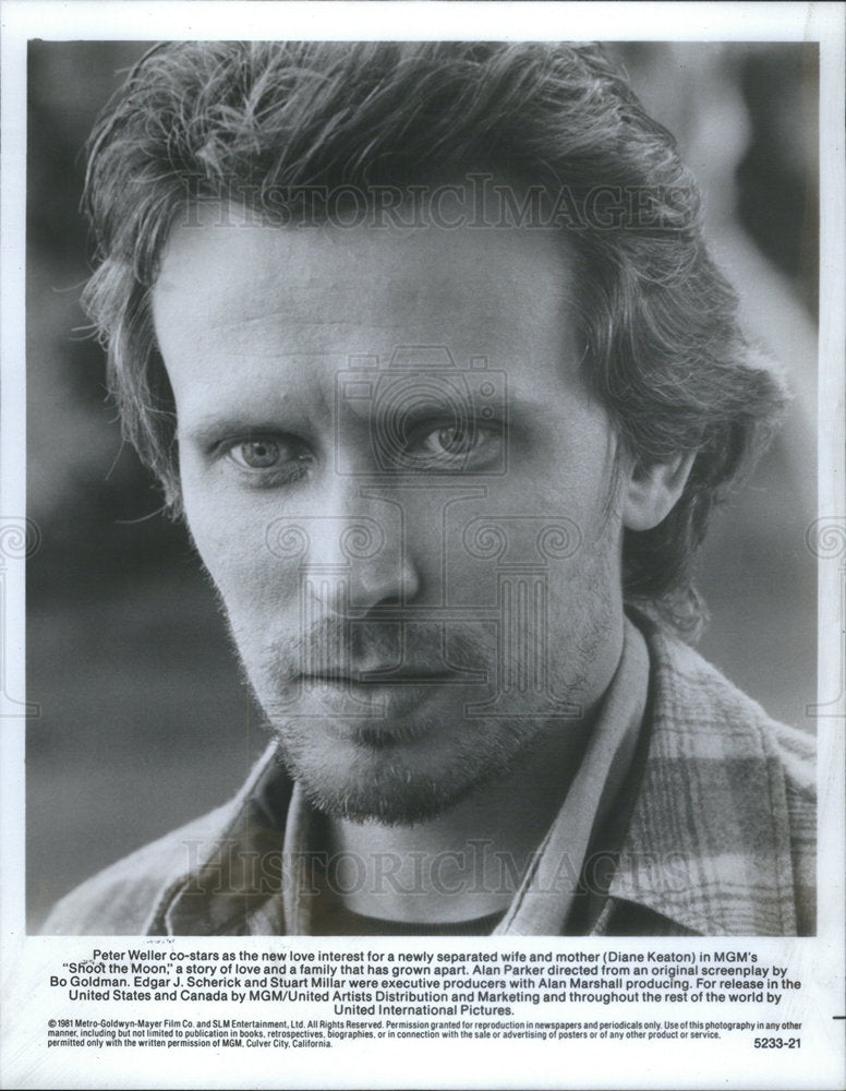 1981 Press Photo Peter Weller Co-Stars as the new Love Interest Shoot the Moon - Historic Images