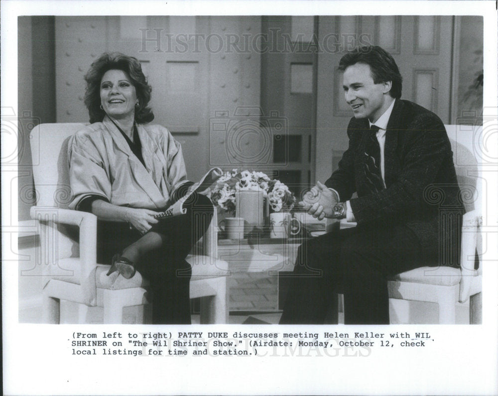 PRESS PHOTO WIL SHRINER AMERICAN ACTOR COMEDIAN DIRECTOR HOST PATTY DUKE - Historic Images