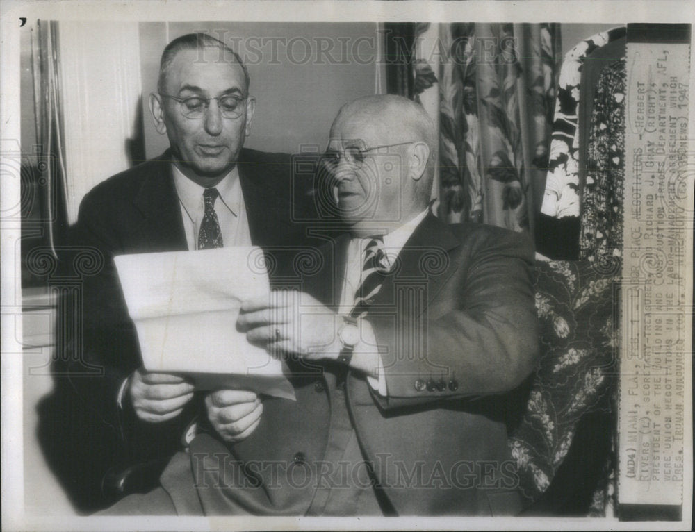 1947 Press Photo Constitution Trades department Herbert Rivers Richard Gray - Historic Images