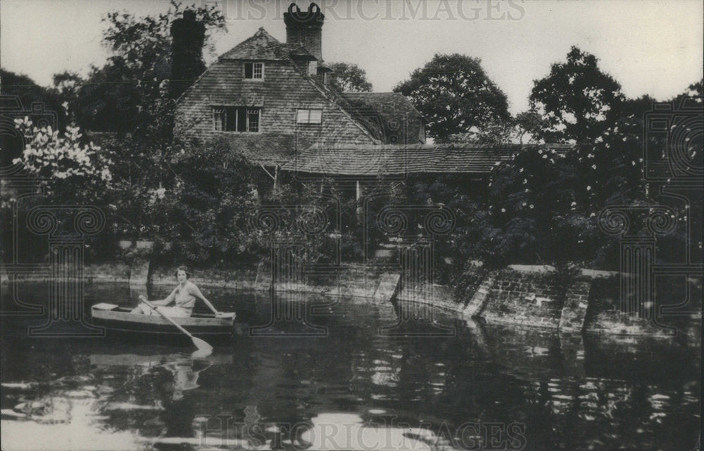 1932 Home of Sir Max Bonn in Sussex, England. - Historic Images