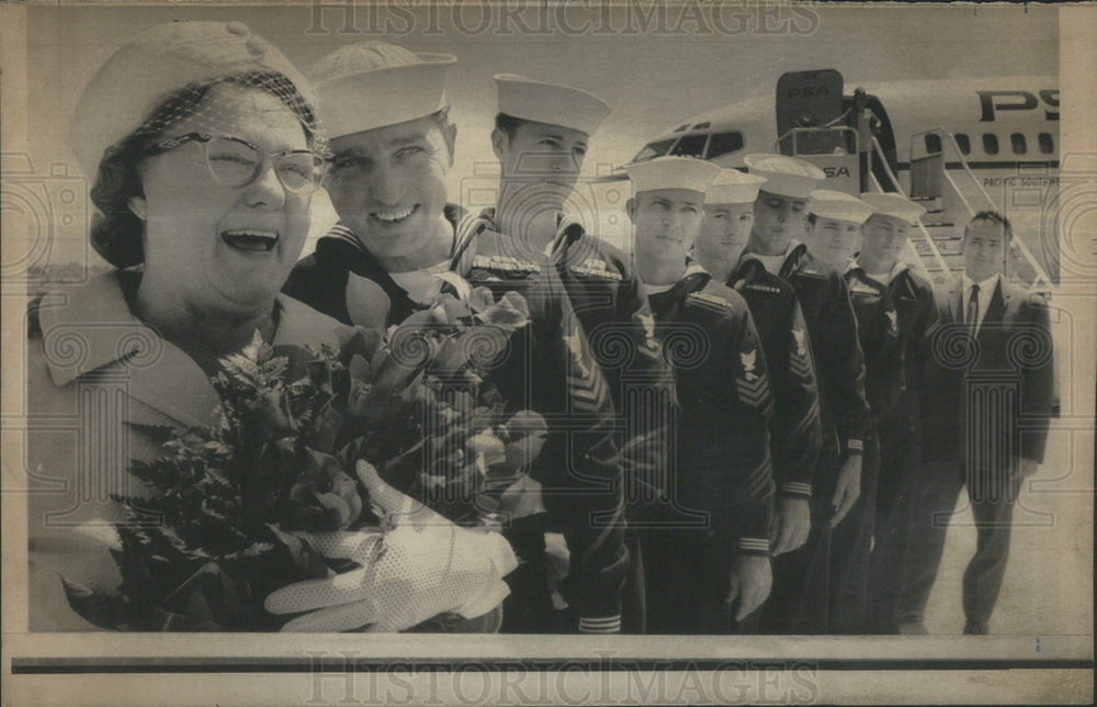 1971 Mrs. Kirby Newman Military Mother of The Year - Historic Images