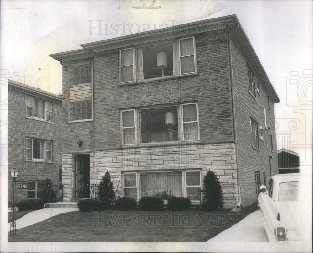 1963 Mrs Anna Sanfilippo Floor Living Room Arrow  Springfield Park - Historic Images