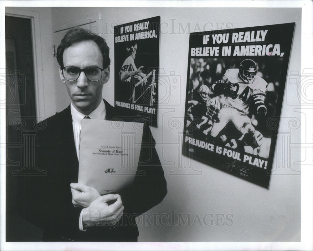 1993 Press Photo Michael Sandberg, Dir. civil rights for Anti-Defamation League - Historic Images