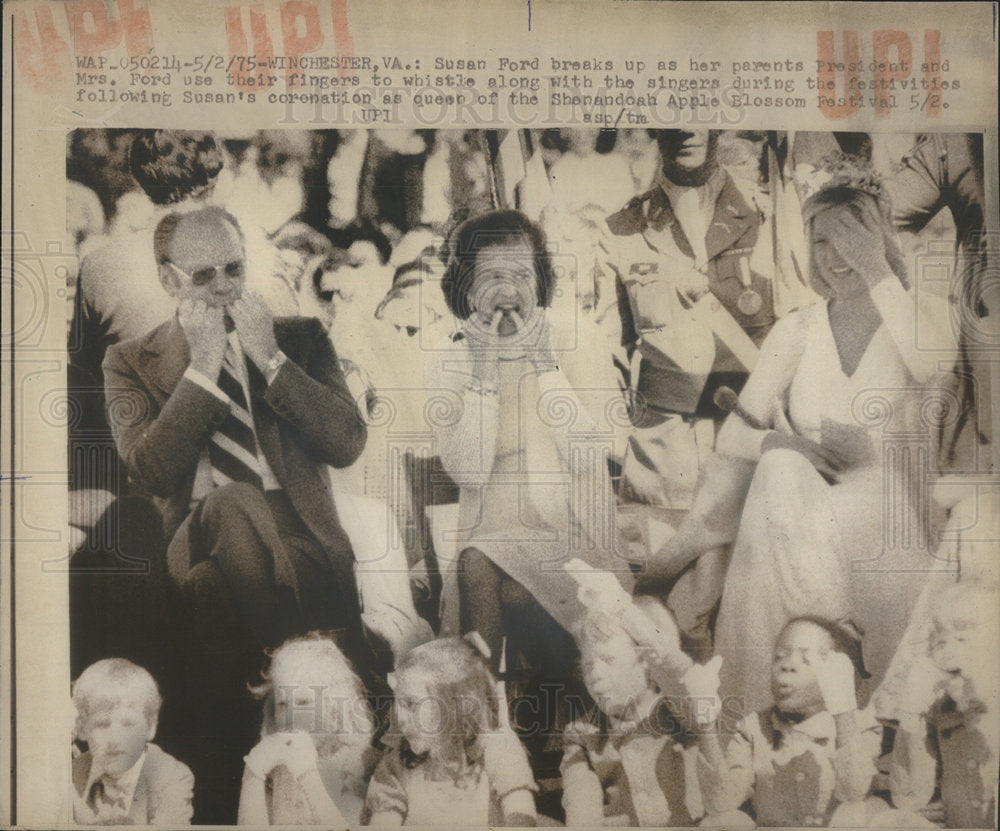 1975 Press Photo Susan Ford United States President Gerald Ford's Daughter - Historic Images