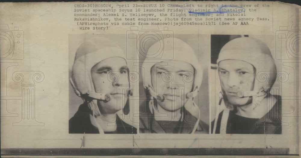 1971 Vladimir Shatlov Soviet Spaceship commander engineer Alexie - Historic Images