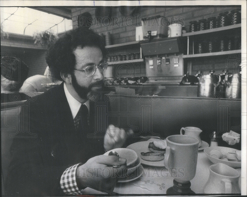 1975 Dr. Bernard Snyder American Psychiatrist & Author - Historic Images