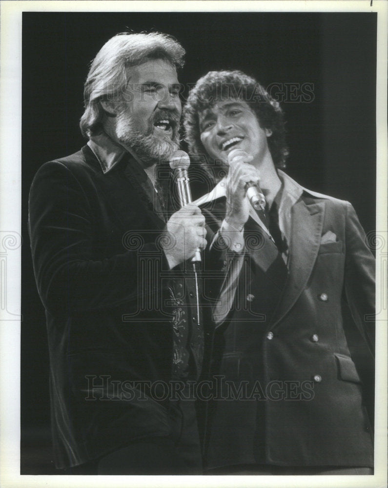 None Kenny Rogers MacDavis A Christmas Special With Love Mac Davis - Historic Images