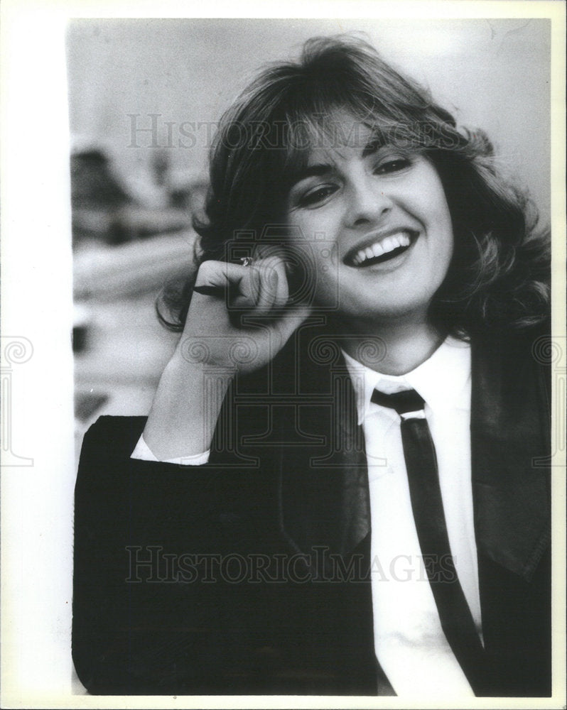 1985 Press Photo Olivia Tracey English Fashion Model Miss Ireland Contest Winner - Historic Images