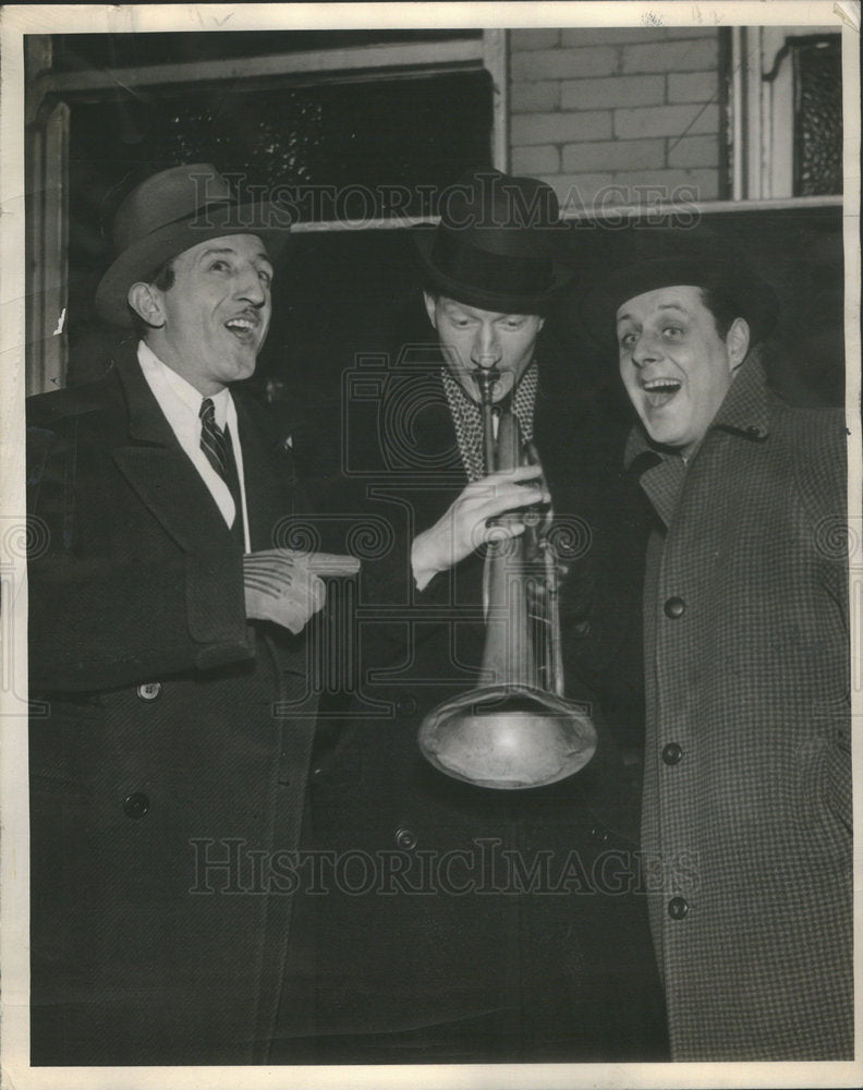 1936 Press Photo Mike Riley, Red Hodgson and Eddy Farley "Music Goes Round" - Historic Images
