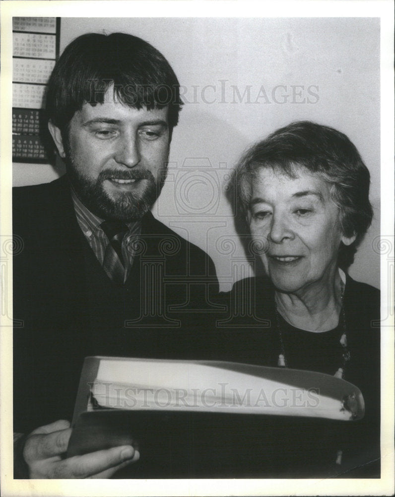 1985 Steven Lundquist Discusses New Playscript With Nikki Robins ...