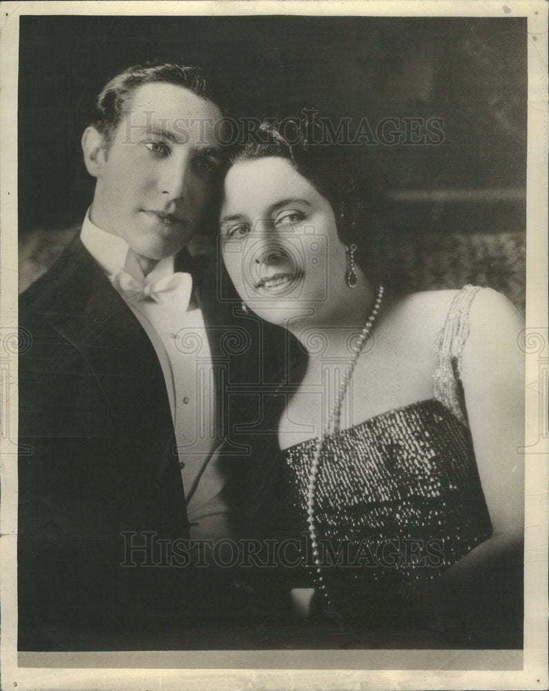 1934 Lou and Geraldine  - Historic Images