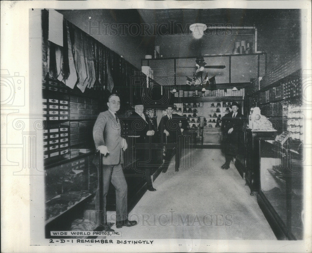 1948 Harry Truman President Haberdashery Kansas City - Historic Images