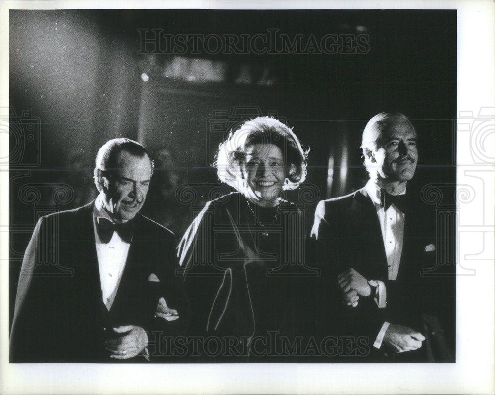 1982 Press Photo Patricia Neal At Hyatt With Clement Stone And Collin Fox - Historic Images