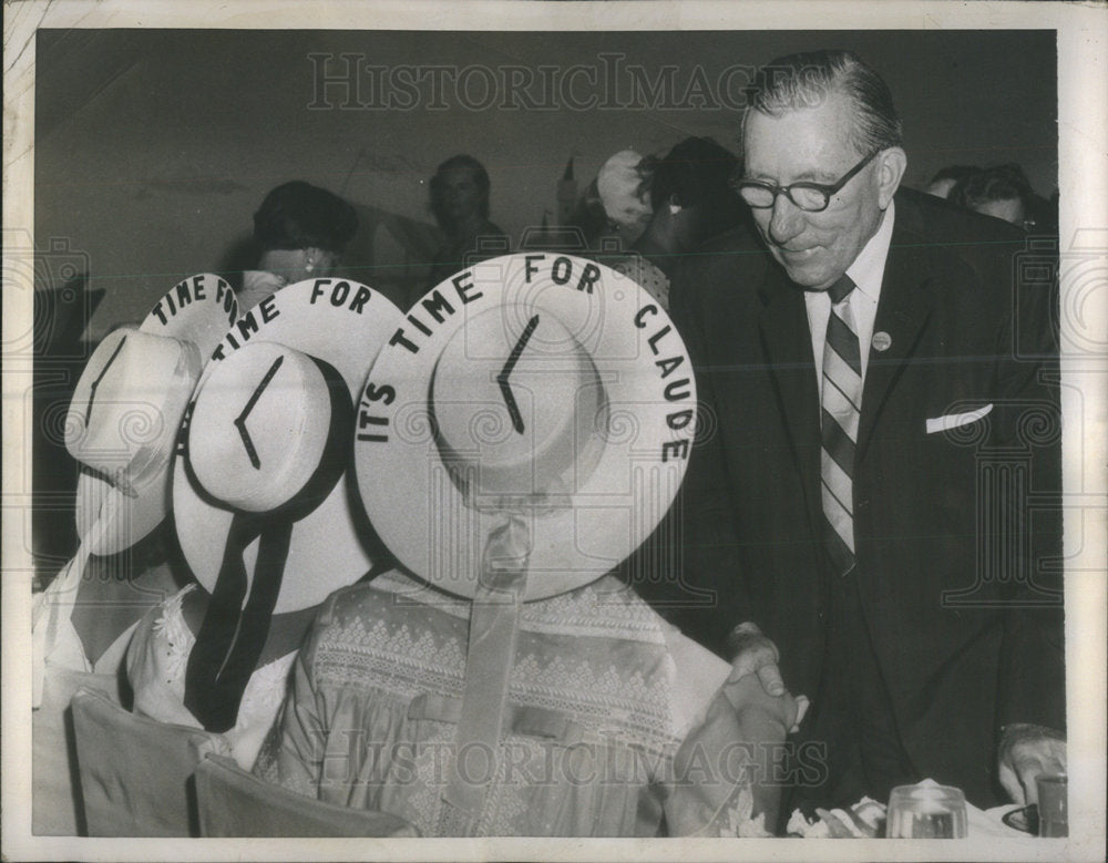 1958 Press Photo Sen Claude Peppers Shake Hands Of Three Campaign Hatted Women - Historic Images