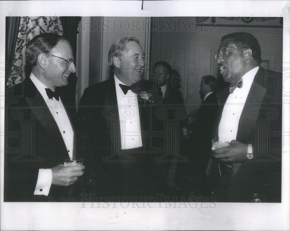 1989 Press Photo Donald Perkins, Citizen of the Year by City Club of Chicago - Historic Images