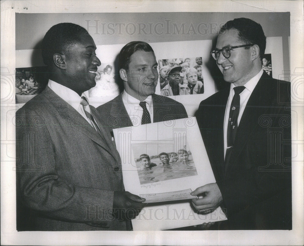 1954 Press Photo Winner Photo Contest Philip Drell John Johnson Ebony Publisher - Historic Images