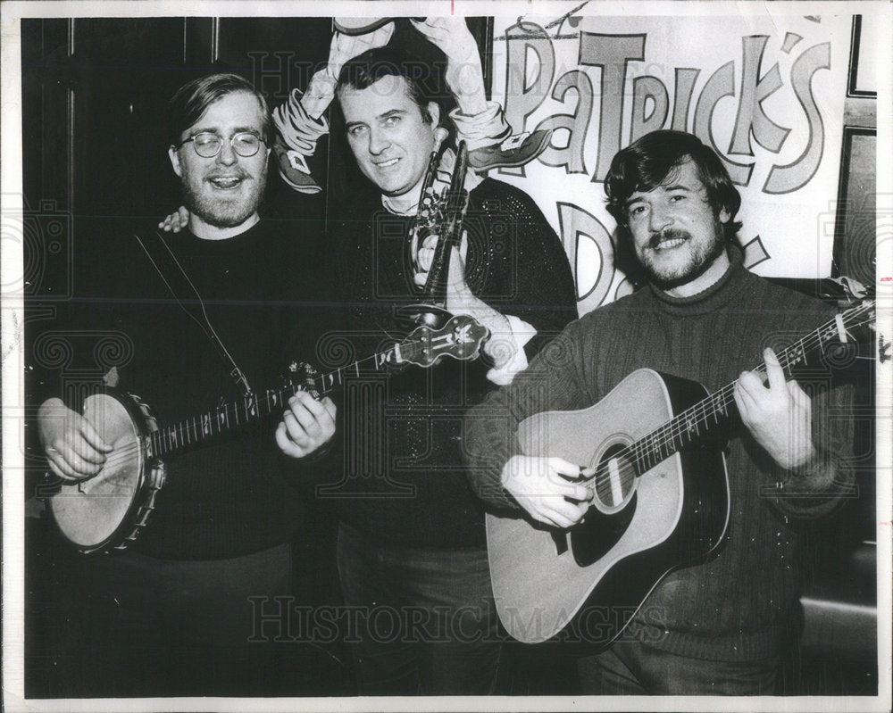 1971 Press Photo The Rising Moon Singers At Alcock&#39;s Inn - Historic Images