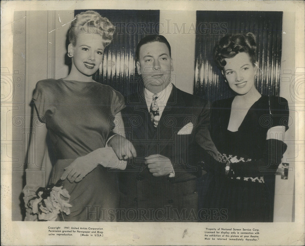 1947 Chicago Times Columnist Earl Wilson  - Historic Images