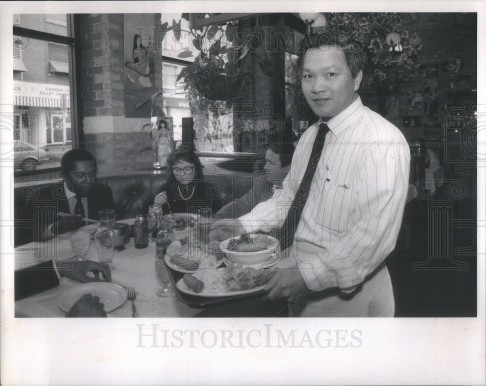 1990 Press Photo Lam Ton Mekong Restaurant Owner - RSC47351 - Historic Images