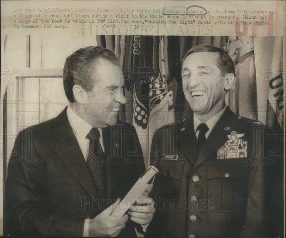 1971 Former Pow, Air Force Col. Robinson Risnerwith President Nixon ...