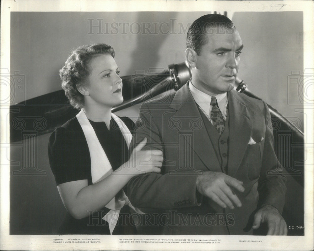 1936 Beverly Roberts and Pat O&#39;Brien (Actress/Actor) - Historic Images