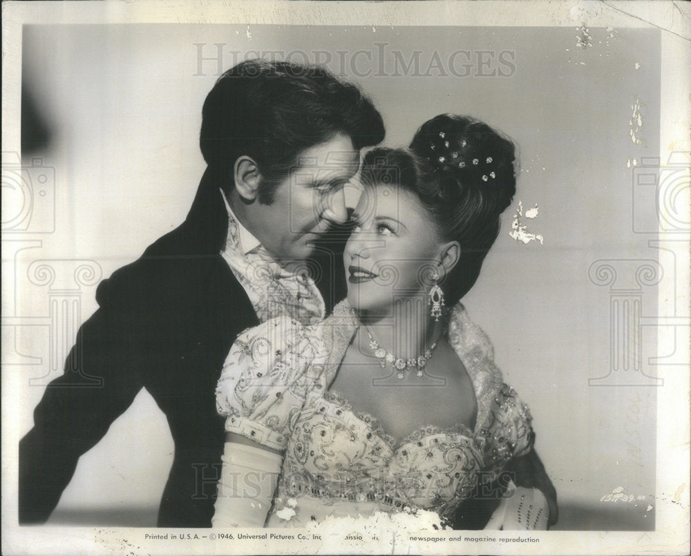 1946 GINGER AMERICAN ACTRESS DANCER SINGER  BURGESS MEREDITH - Historic Images