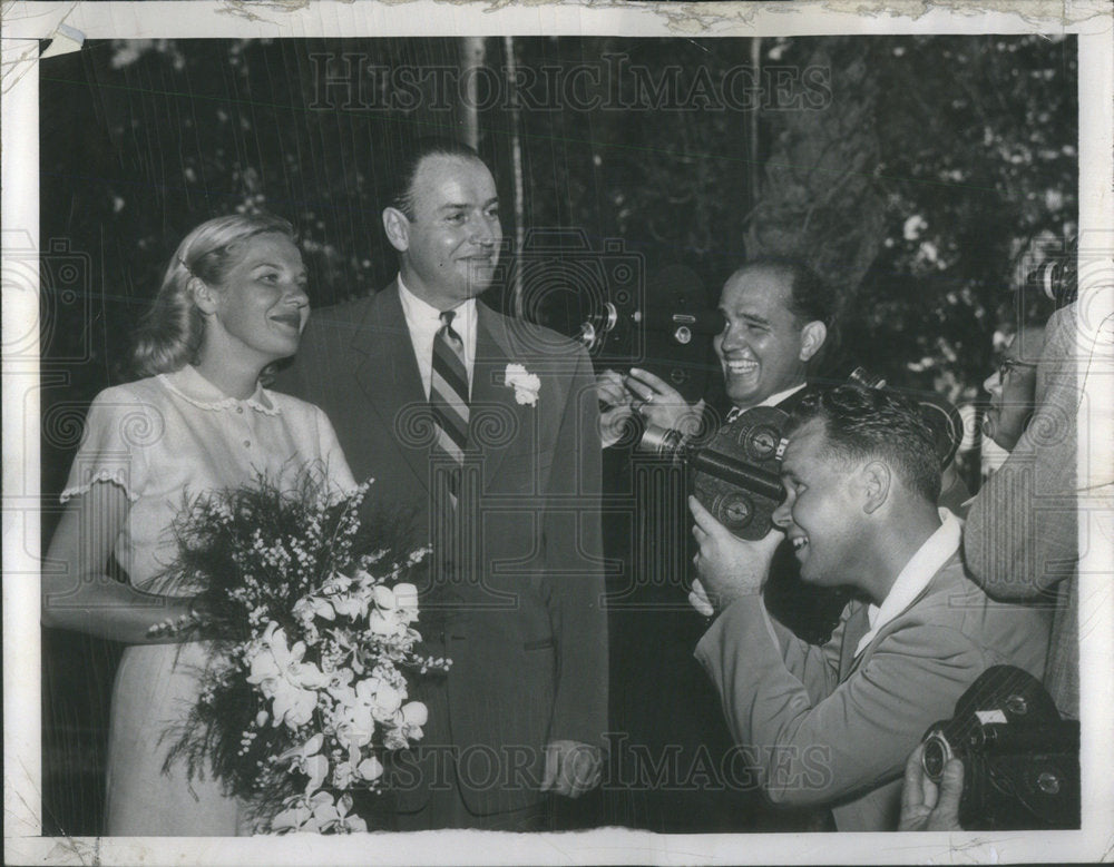 1948 Press Photo Mr Mrs Winthrop Rockefeller wedding Palm Beach - Historic Images