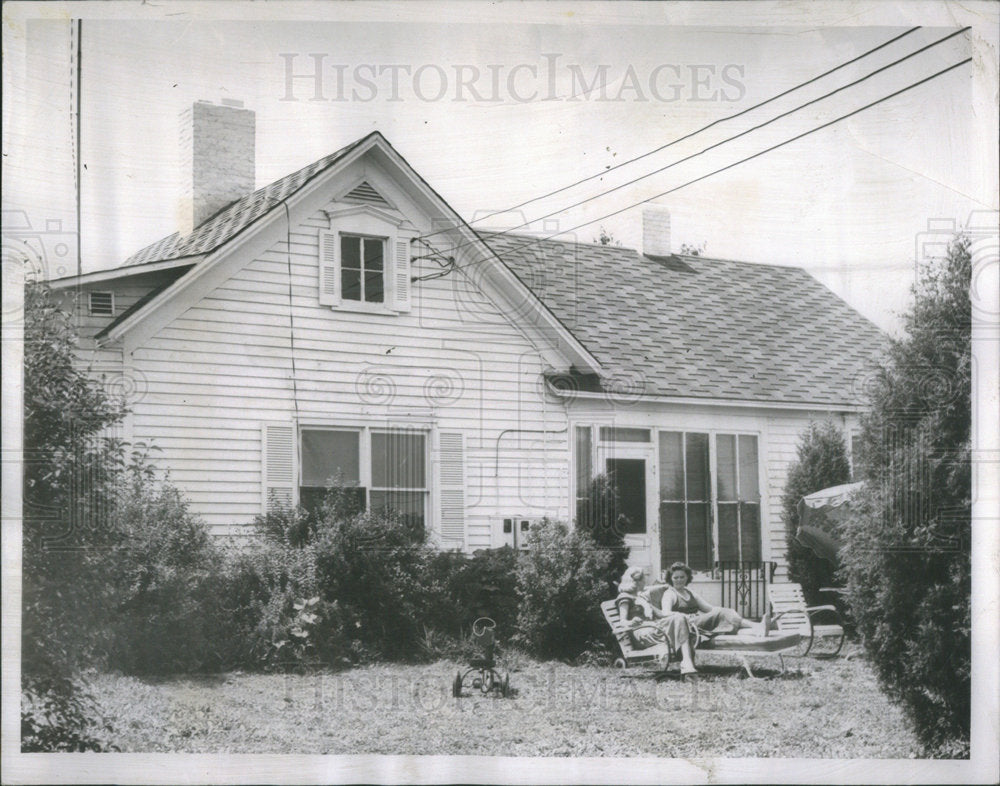 1952 Press Photo Winthrop Rockefeller Barbara Paul Lowell Indiana - Historic Images