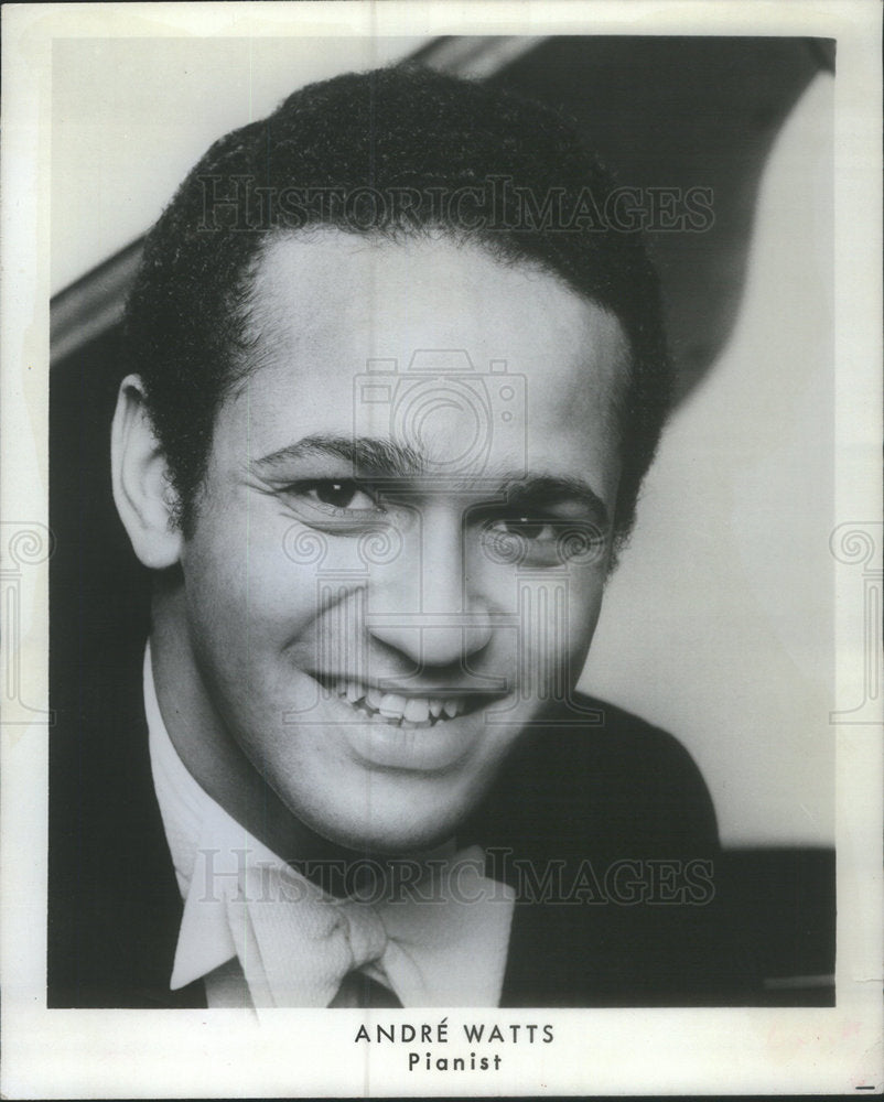 1977 Press Photo Andre Watts Pianist Orchestra Hall - Historic Images