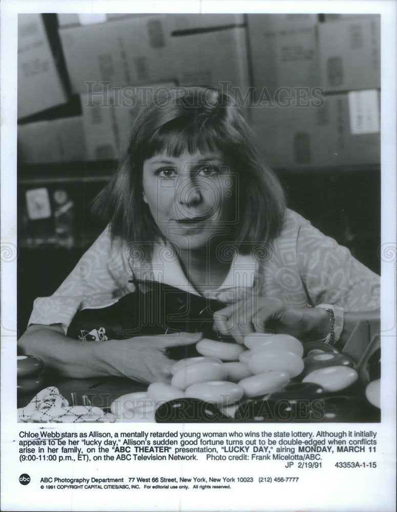 1991 Press Photo Chloe Webb (Actress) - RSC48859 - Historic Images