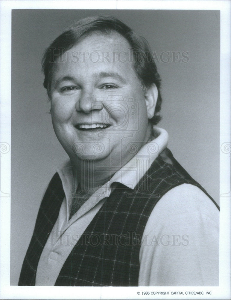 1986 Press Photo Donovan Scott in &quot;Life With Lucy&quot; on ABC Television. - Historic Images