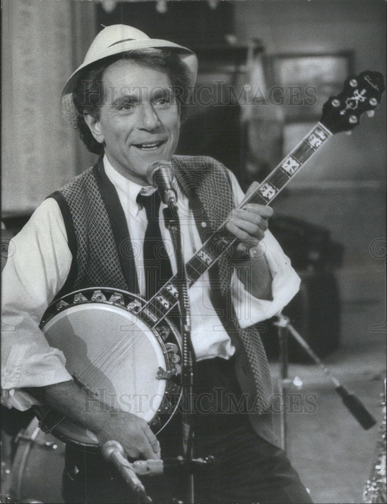 1987 Press Photo GEORGE SEGAL  AMERICAN FILM STAGE TELEVISION ACTOR TAKE FIVE - Historic Images