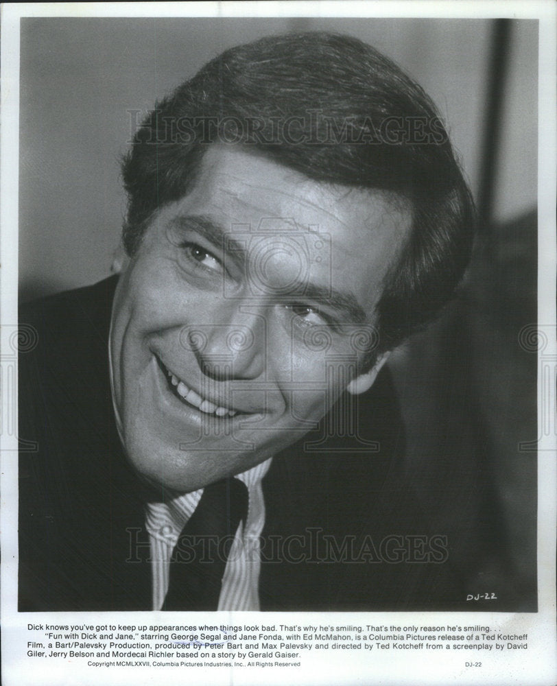 1977 Press Photo George Segal Actor Fun Dick Jane - Historic Images