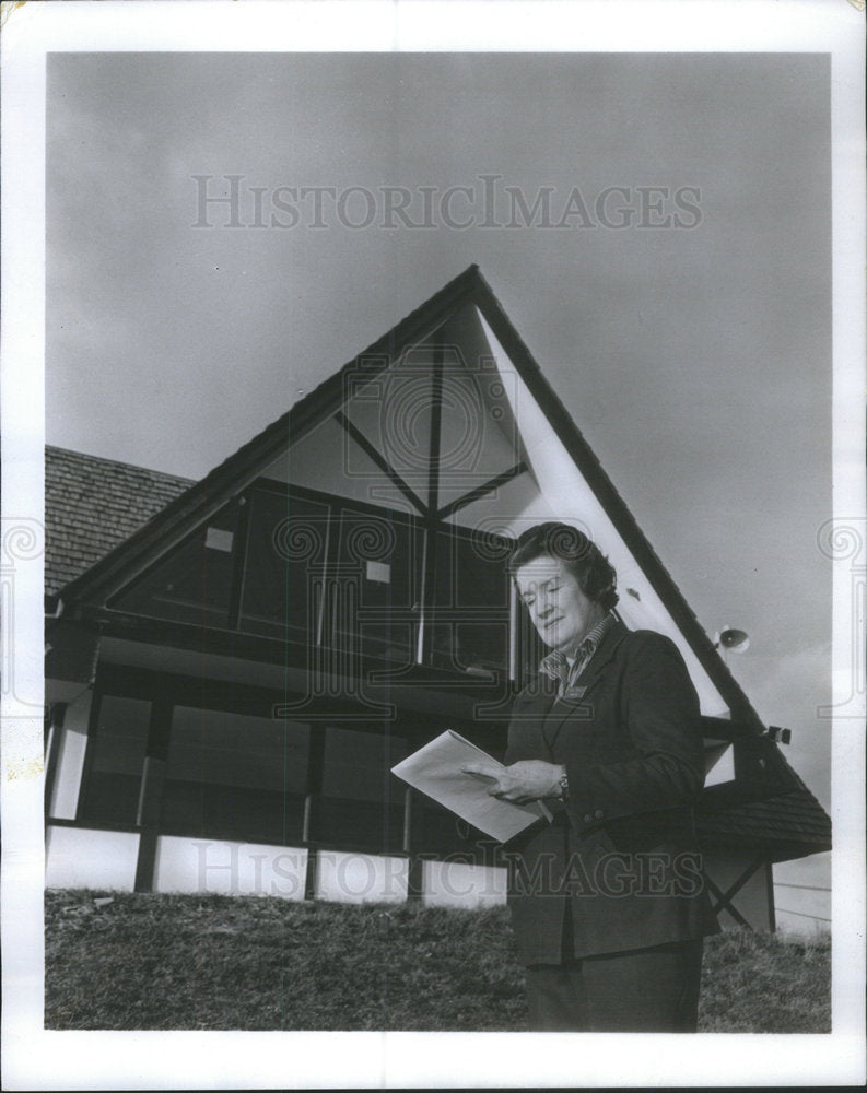1970 Press Photo Mrs Margaret Roll Fox Trial Ski Country Club suburban Cary - Historic Images