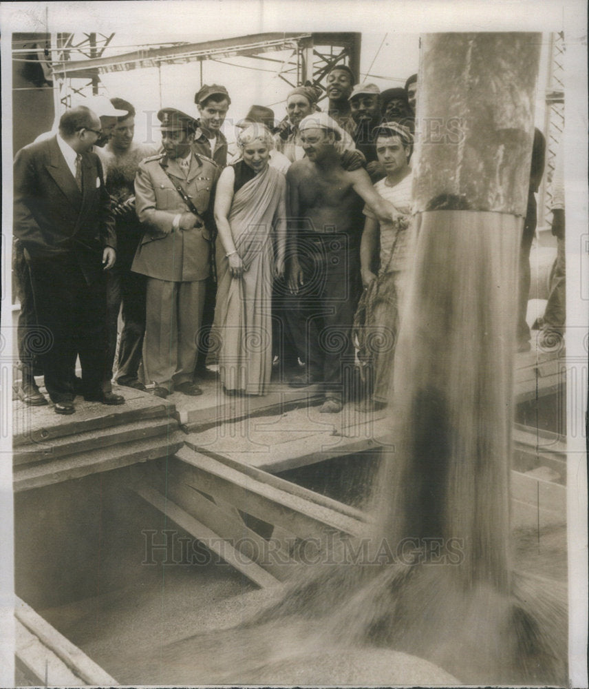 1951 Liberty ship john Chester Kendall Philadelphia cargo bushel - Historic Images