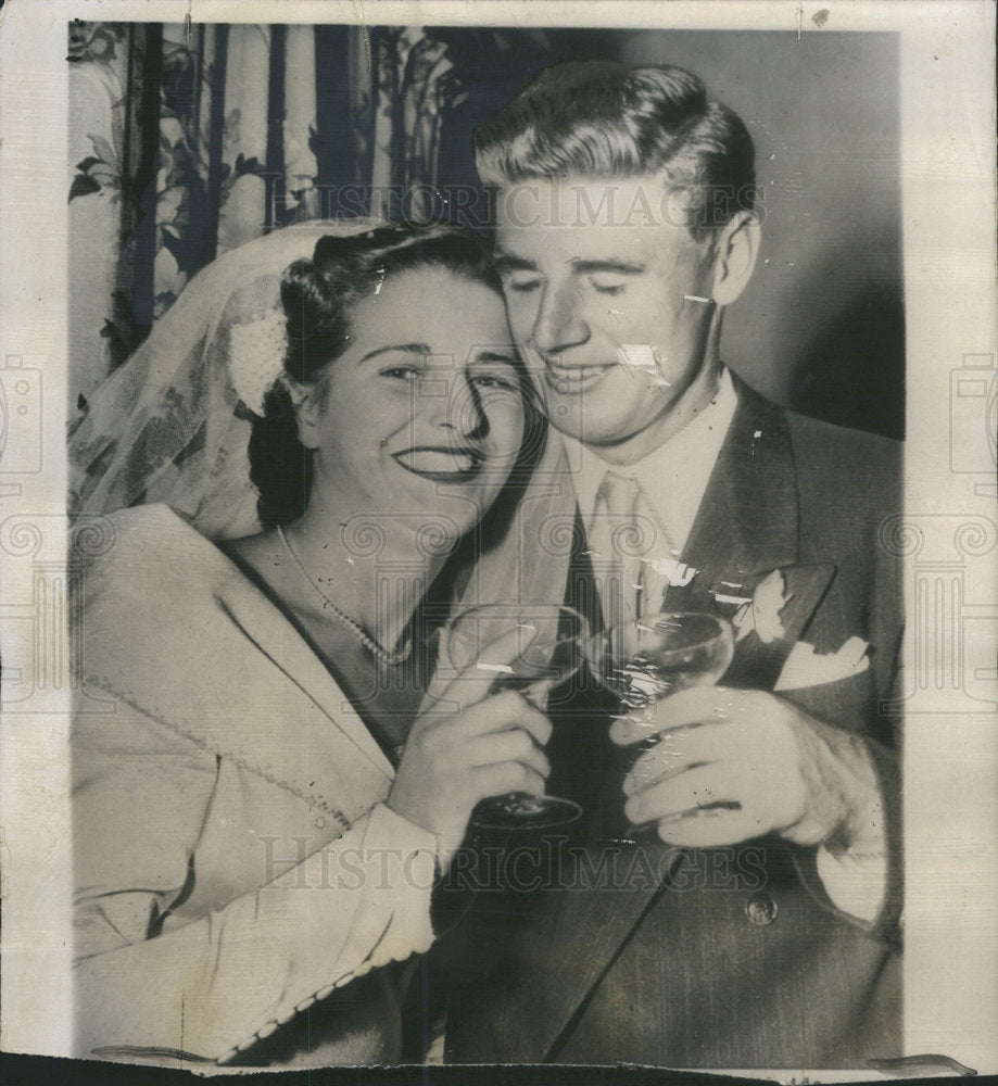 1952 Press Photo FRANK SEDGMAN AUSTRALIAN TENNIS PLAYER BRIDE JEAN SPENCE - Historic Images