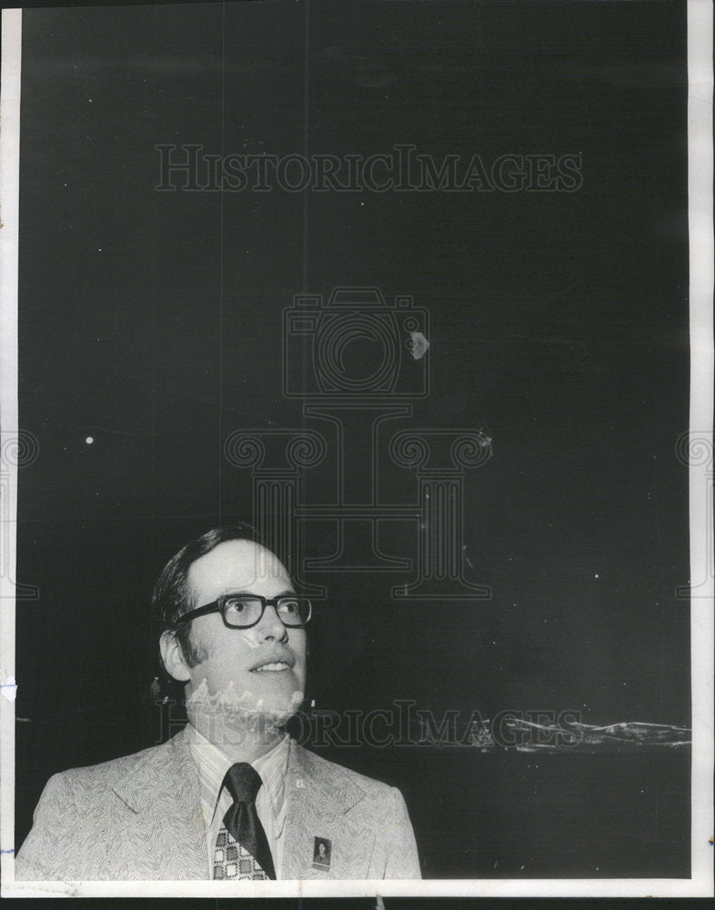 1974 Press Photo Jim Seevers assistant astronomer at Adler Planetarium - Historic Images