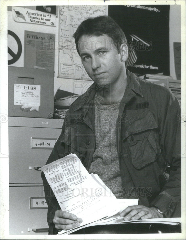 1986 Press Photo John Ritter NBC Movie Three&#39;s Company Vietnam Veteran Power - Historic Images