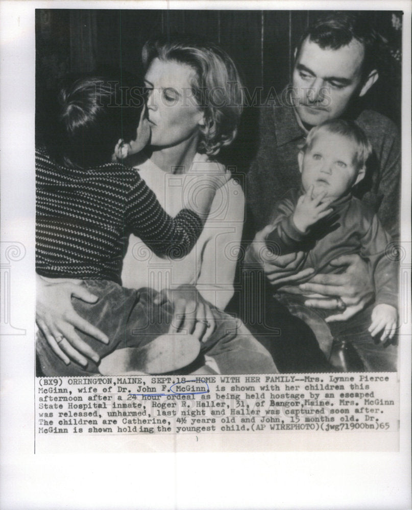 1965 Press Photo Mrs Lynne Pierce McGinn Dr John Catharine John Roger Family - Historic Images