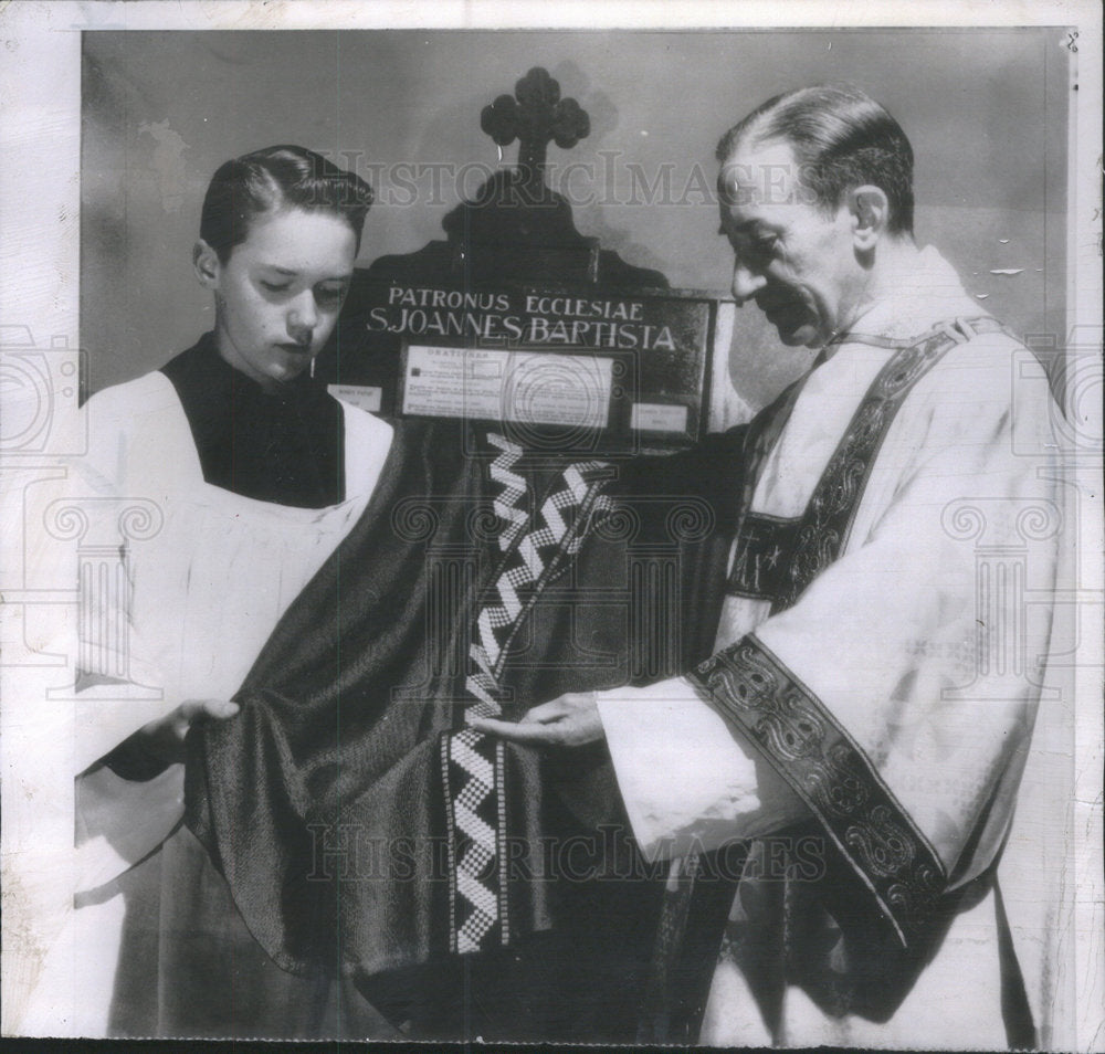 1956 Press Photo Father Donald F. McGinnis Benedictine Abbey Priest - Historic Images