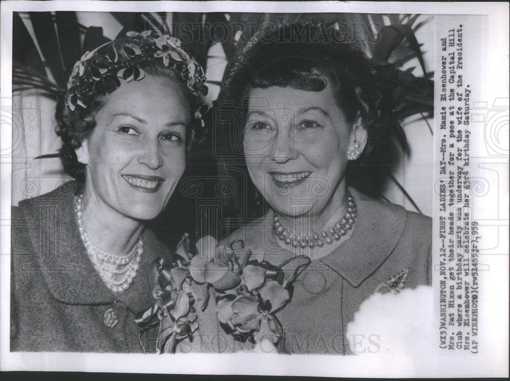 1959 Press Photo Mrs Mamie Eisenhower Pat Nixon Capital Hill Club First Ladies - Historic Images