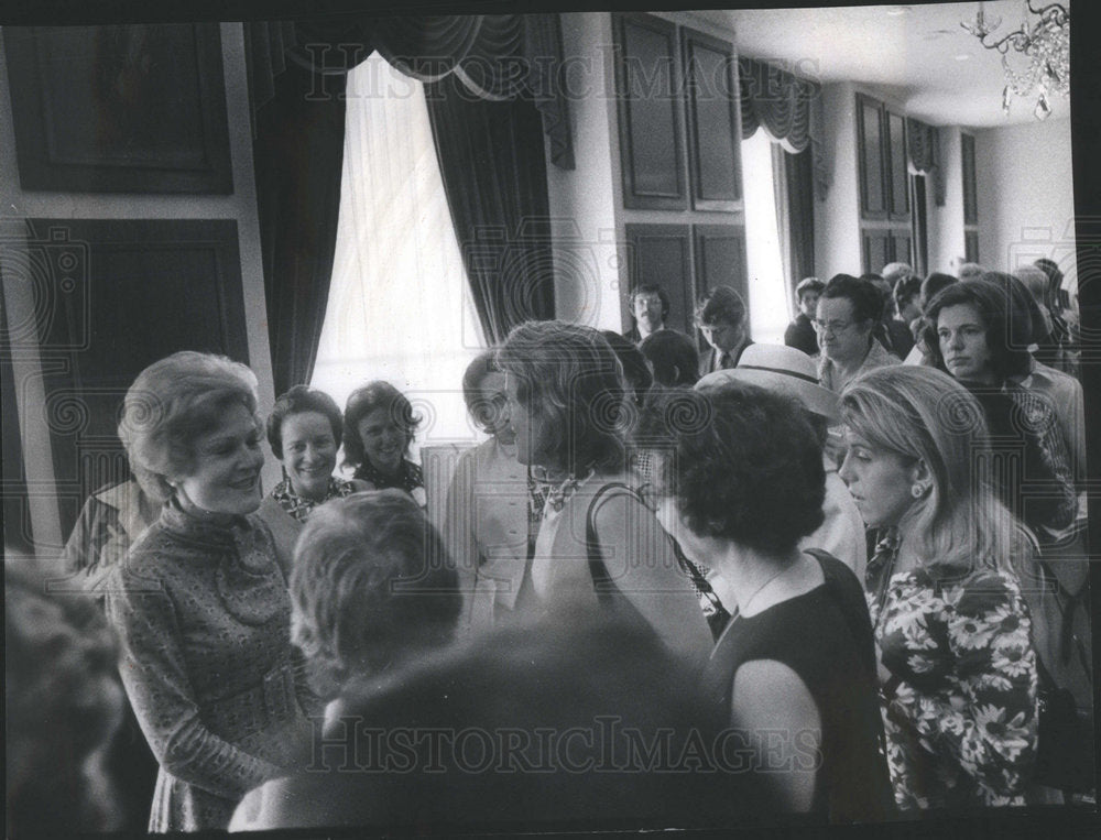 1972 Press Photo Thelma Catherine Pat Ryan Richard Nixon - Historic Images