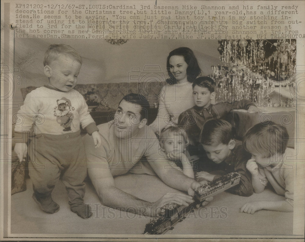 1967 Cardinal 3rd baseman Mike Shannon a  - Historic Images