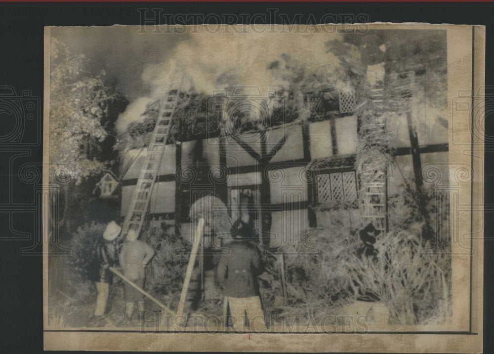 1969 500yr old home of William Shakespeare burning, firemen trying t - Historic Images
