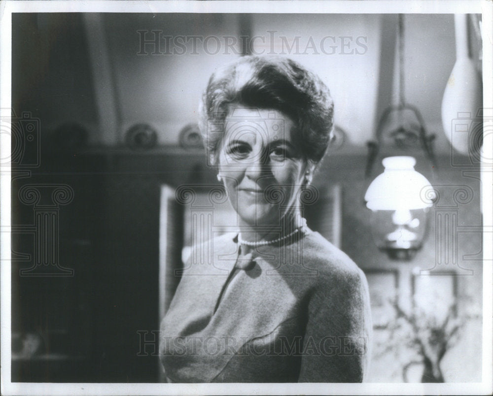 1988 Press Photo Anne Seymour theater actress, radio, television and films died - Historic Images