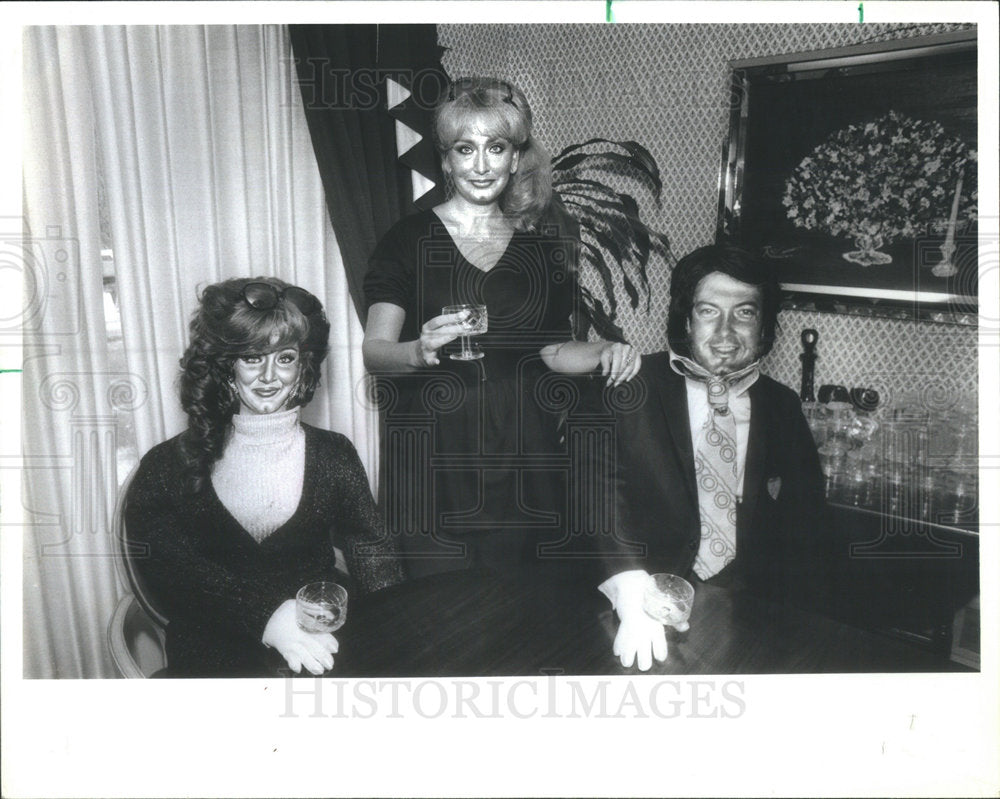 1984 Press Photo Rosalind Sexner Dollmaker Doll Clones - Historic Images