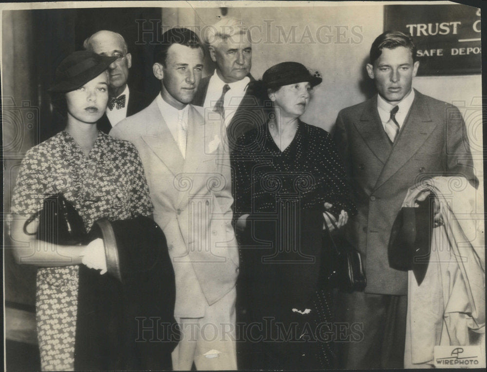 1935 Will Rogers Family - Historic Images